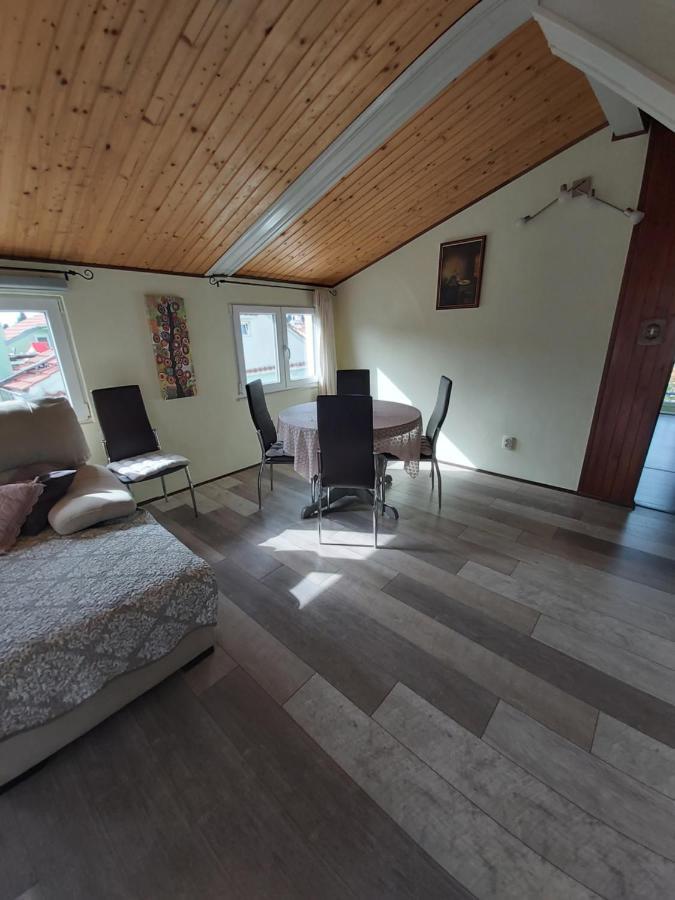 Apartment Malvina Mali Losinj Ngoại thất bức ảnh
